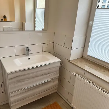 Doppelzimmer 1 - Neu Renoviert * 丁克尔斯比尔